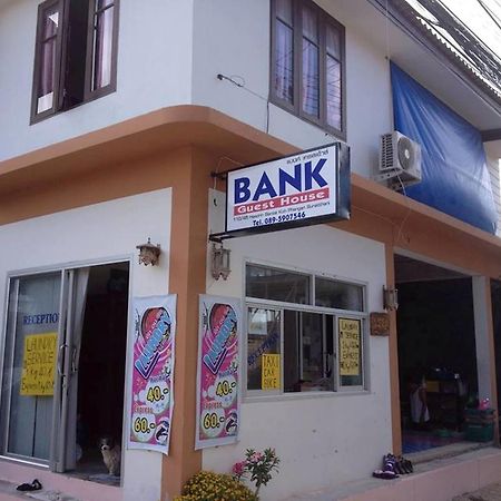 Bank Guest House Haad Rin Bagian luar foto