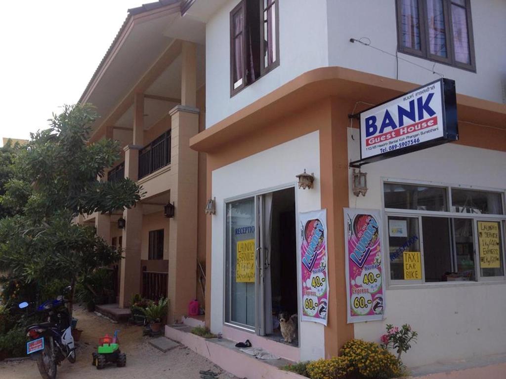 Bank Guest House Haad Rin Bagian luar foto