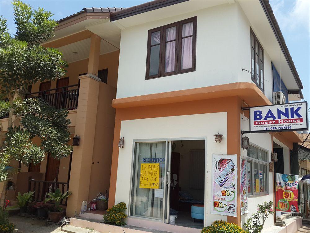 Bank Guest House Haad Rin Bagian luar foto