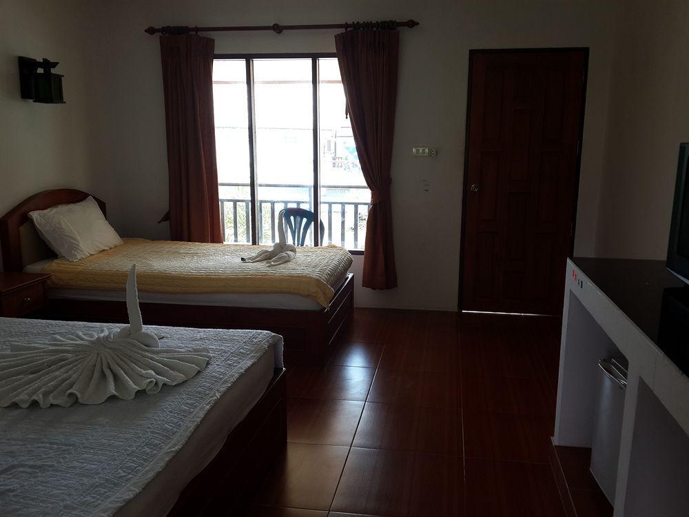 Bank Guest House Haad Rin Bagian luar foto