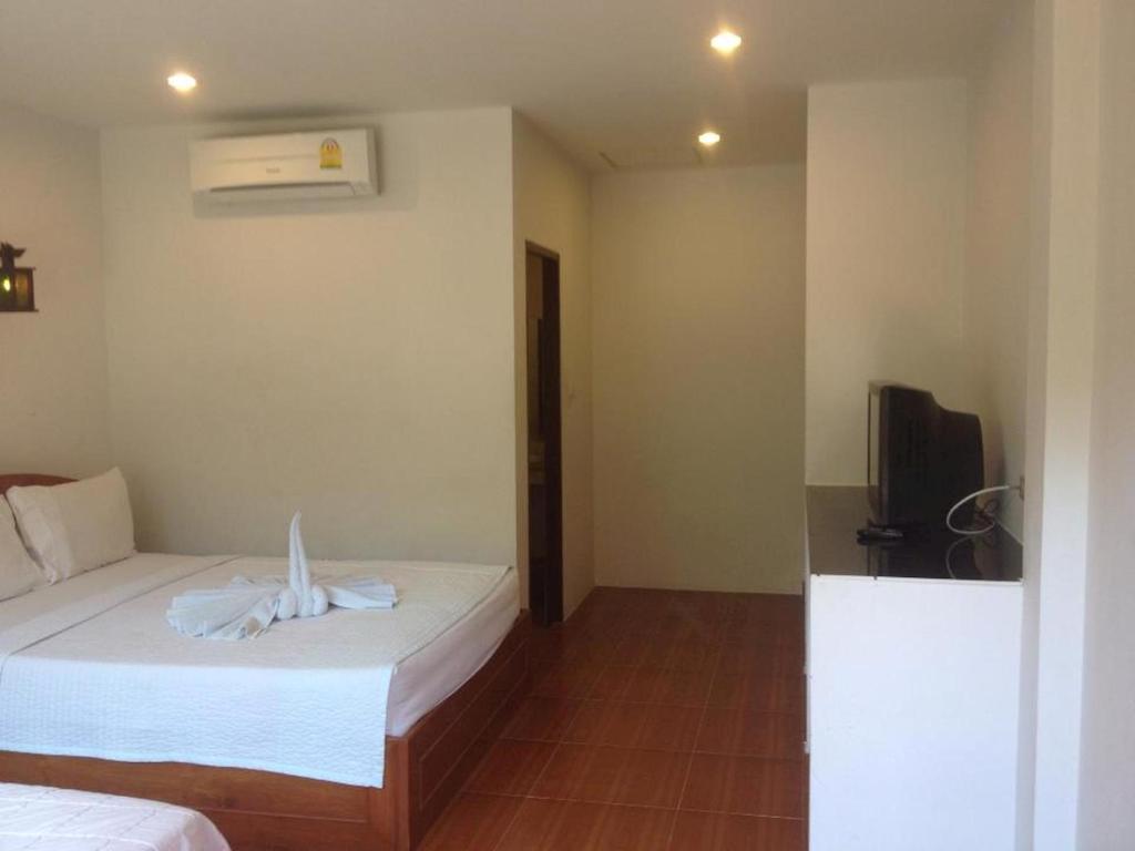 Bank Guest House Haad Rin Bagian luar foto