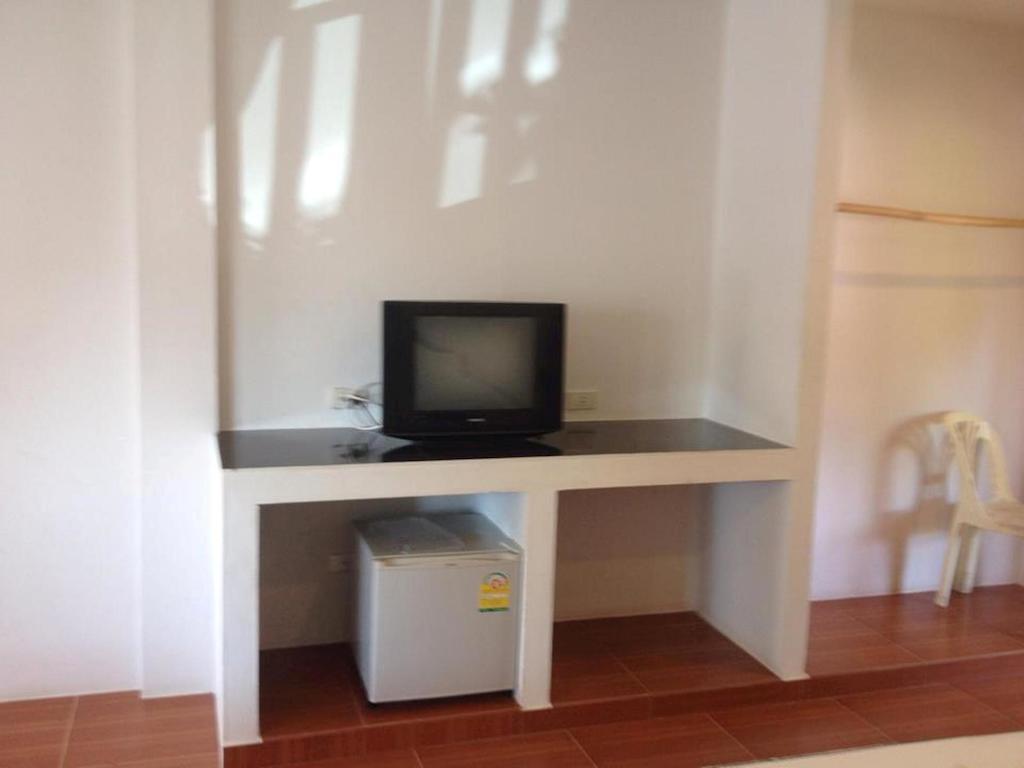 Bank Guest House Haad Rin Bagian luar foto